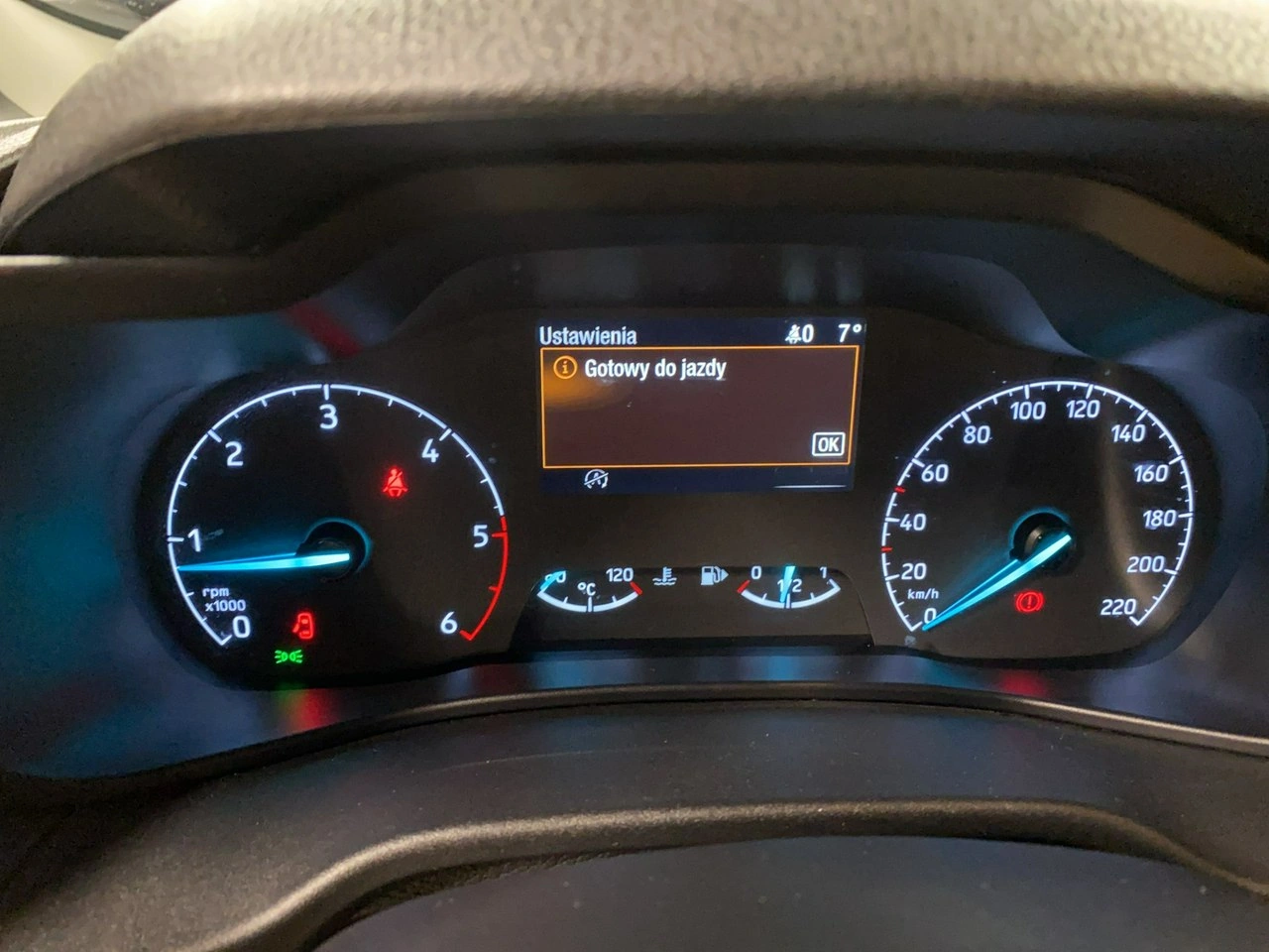 Ford Transit Connect - Zdjęcie 24