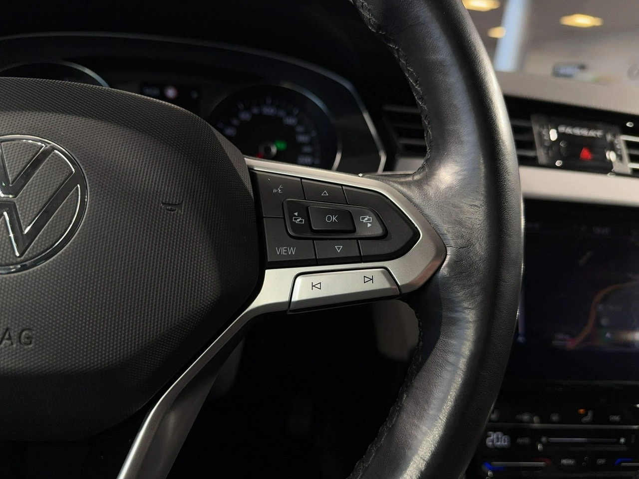 Volkswagen Passat - Zdjęcie 19