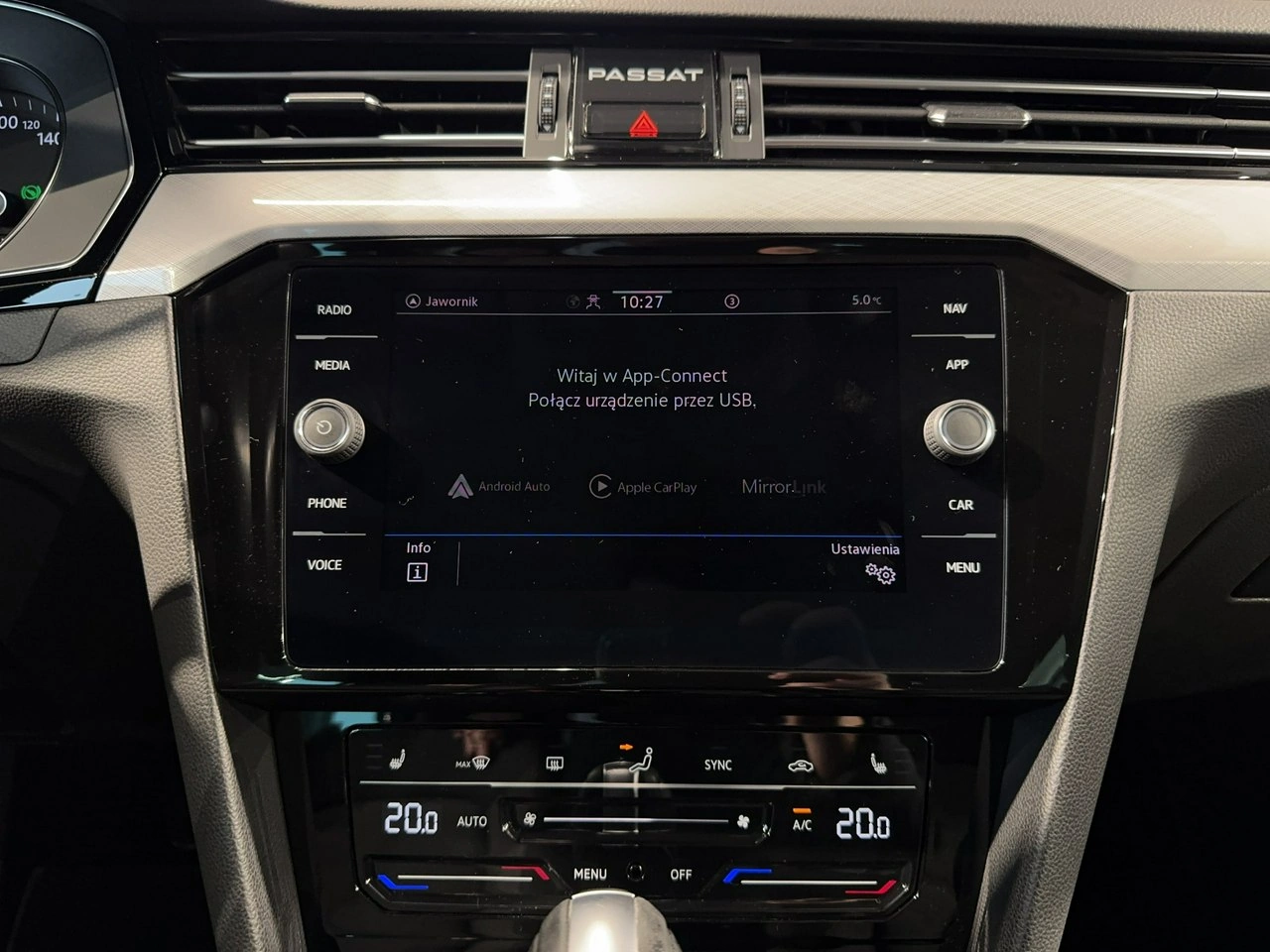Volkswagen Passat - Zdjęcie 24
