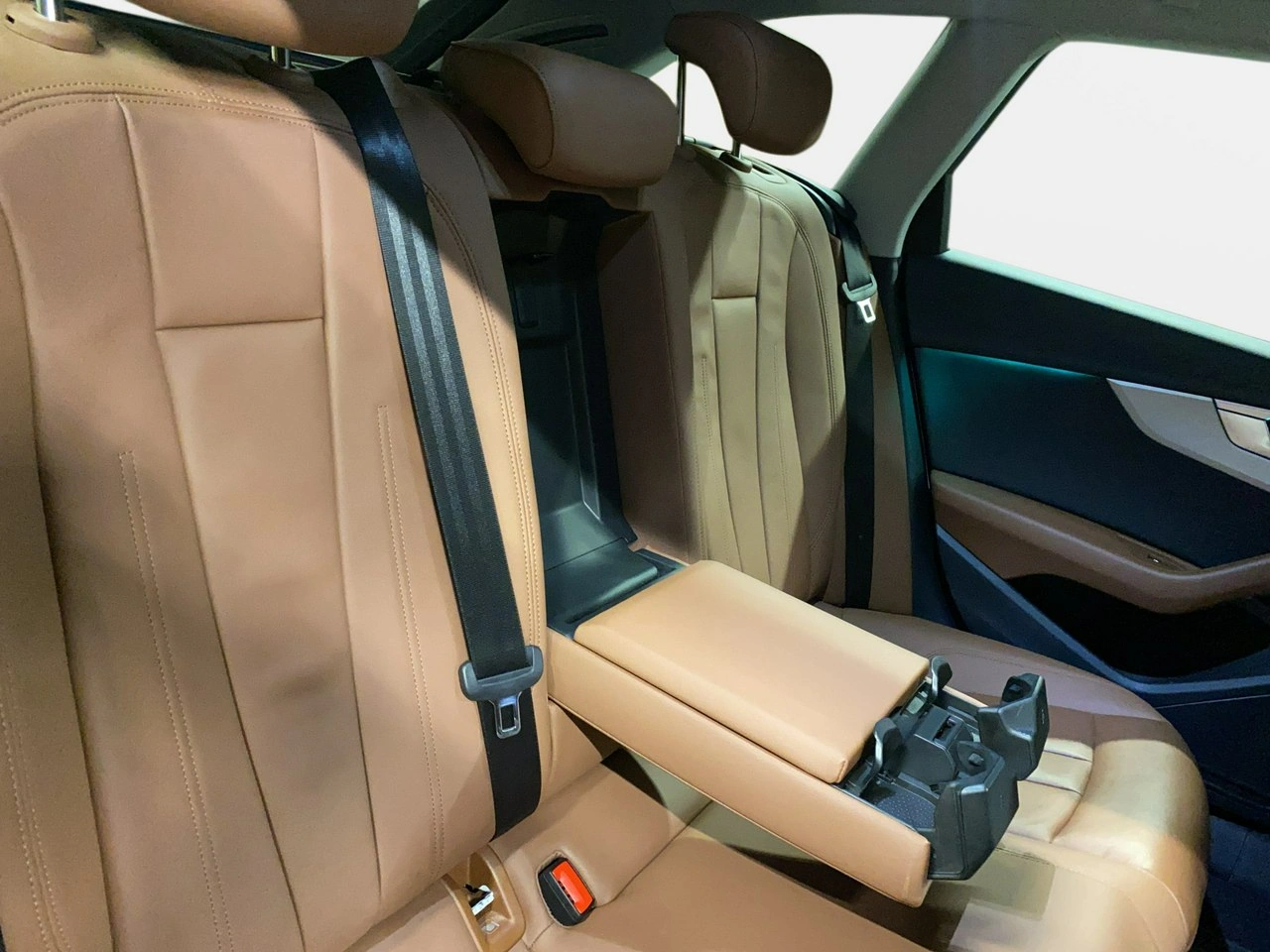 Audi A4 - Zdjęcie 15