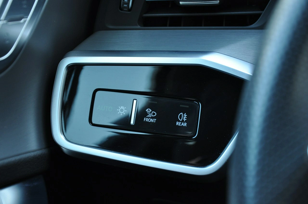 Audi A6 - Zdjęcie 14