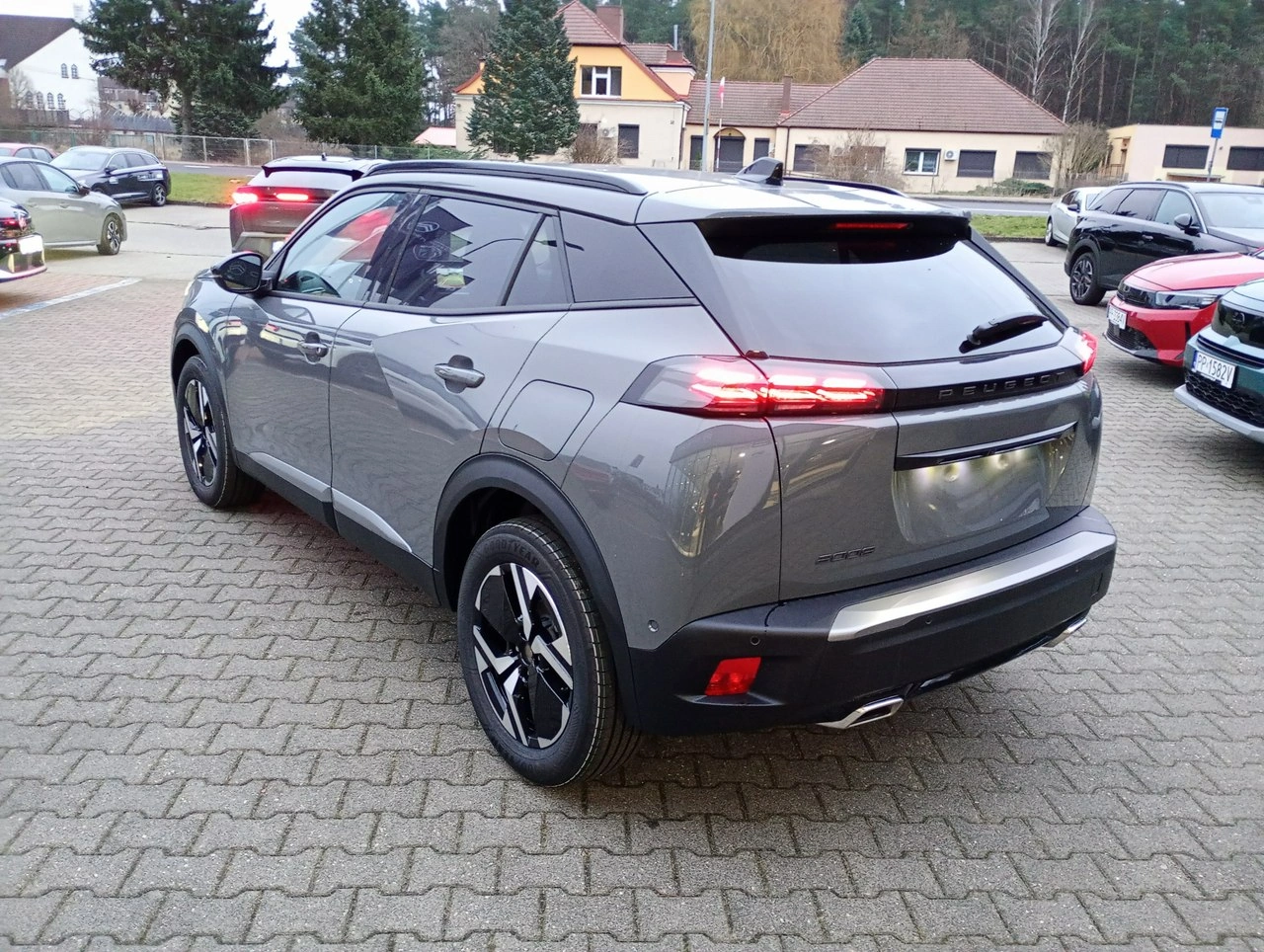 Peugeot 2008 - Zdjęcie 4