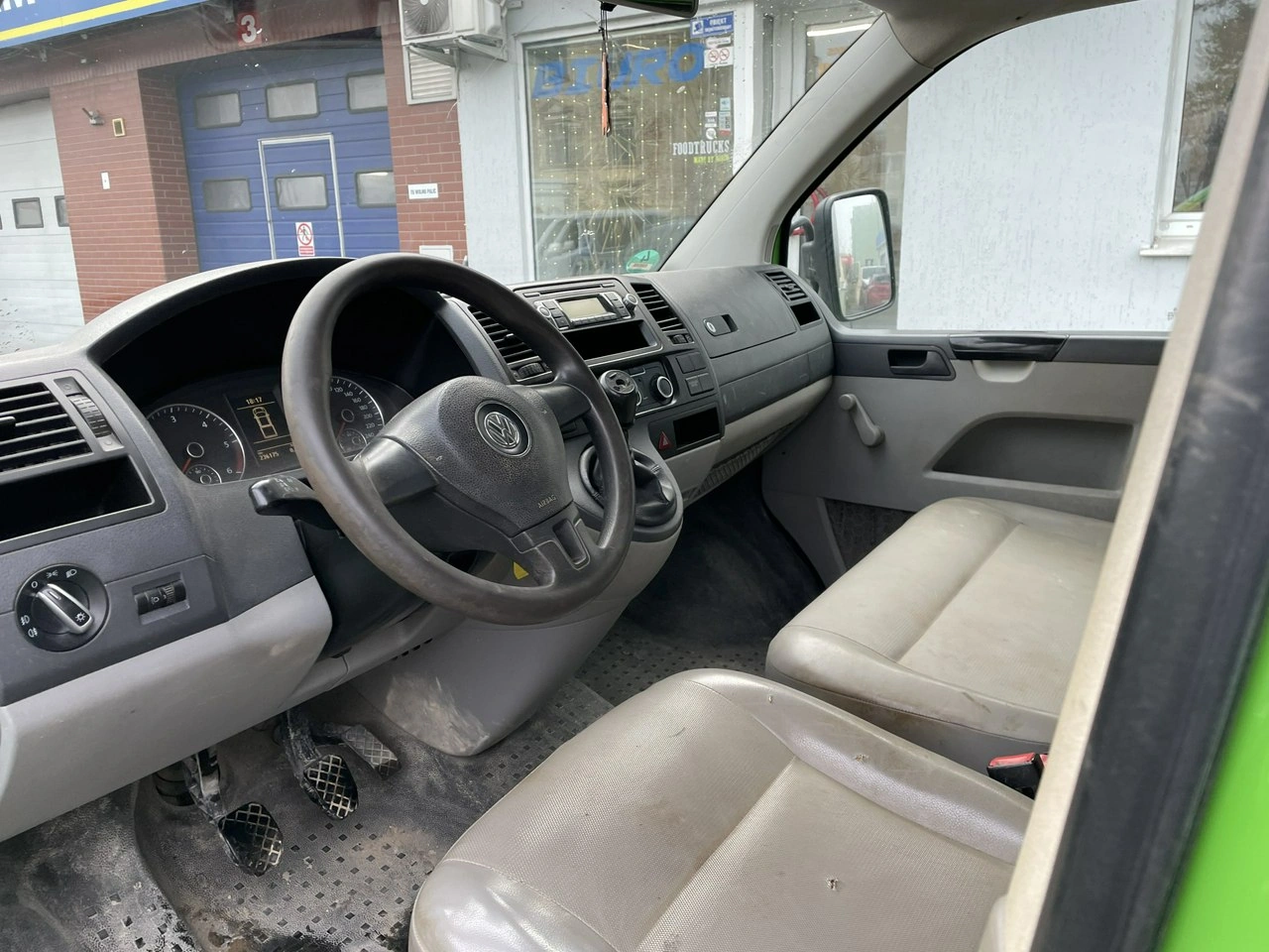 Volkswagen Transporter - Zdjęcie 2