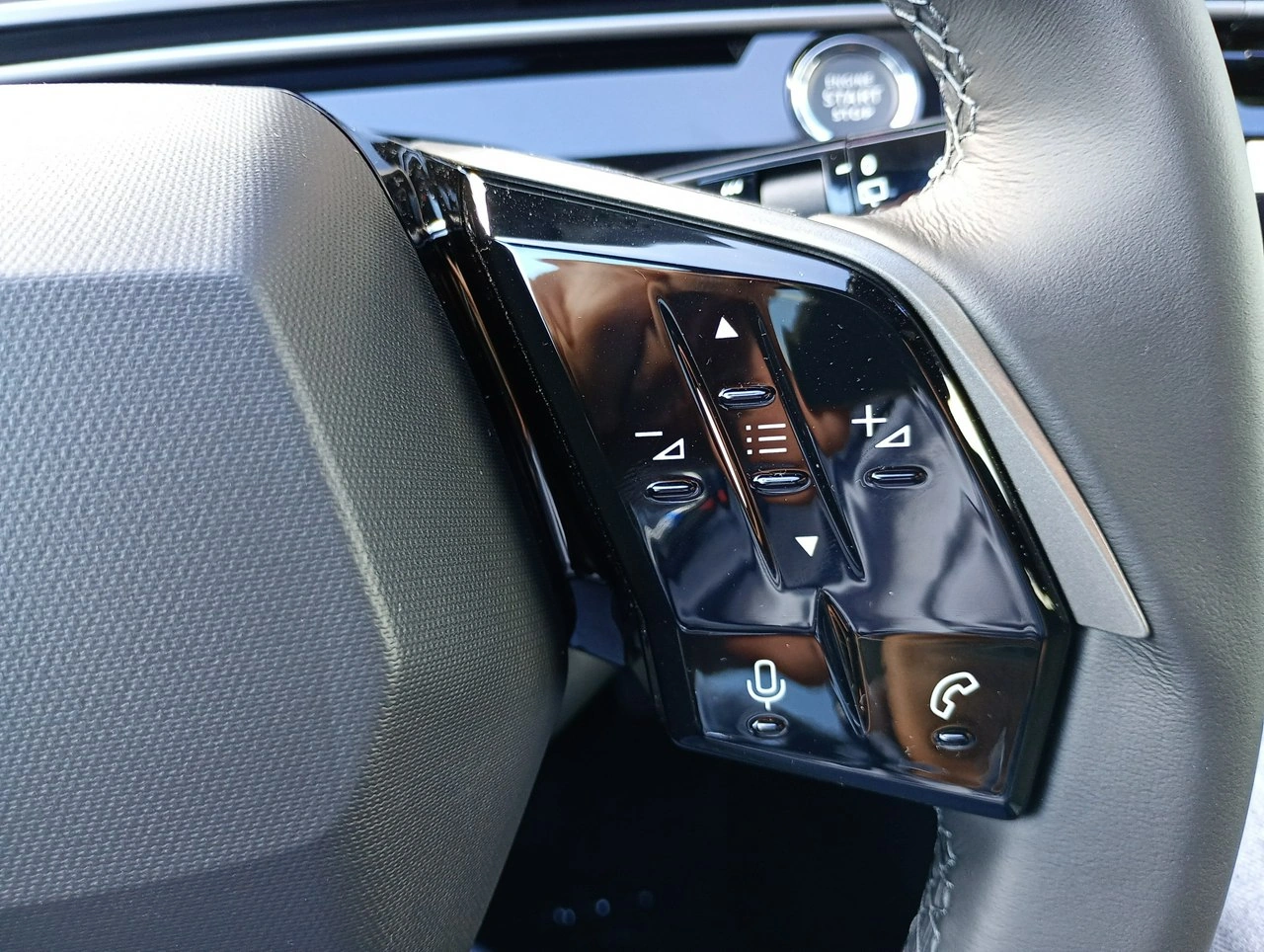 Peugeot 5008 - Zdjęcie 25