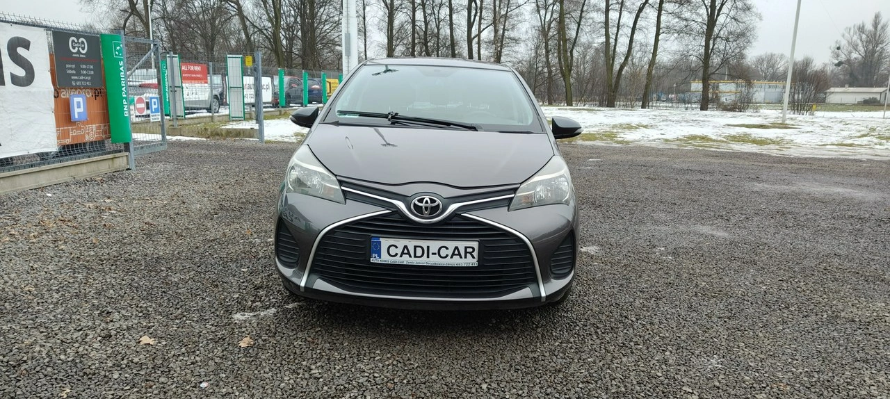 Toyota Yaris - Zdjęcie 1