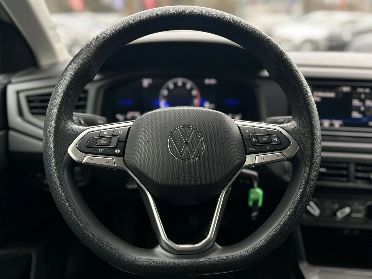 Volkswagen Polo - Zdjęcie 14