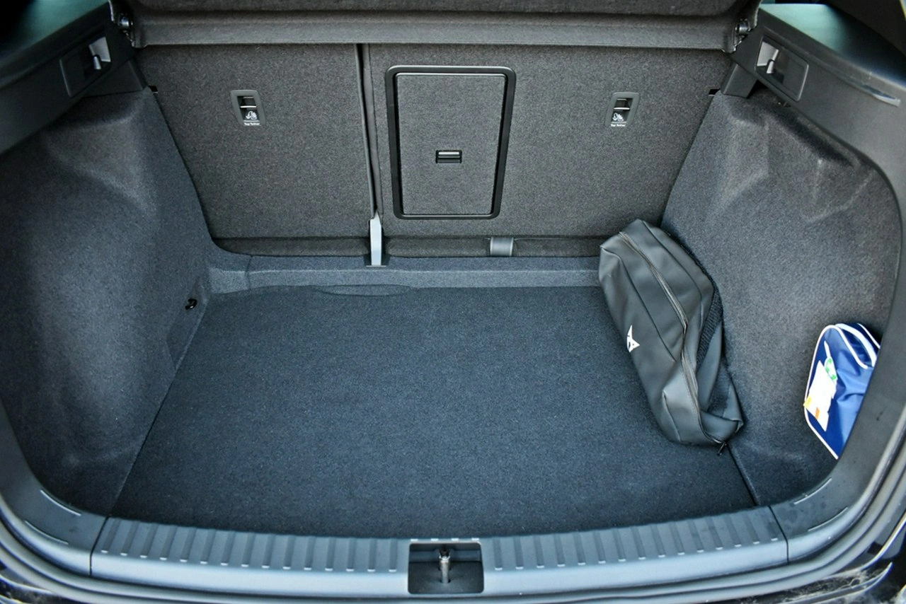 Cupra Ateca - Zdjęcie 29