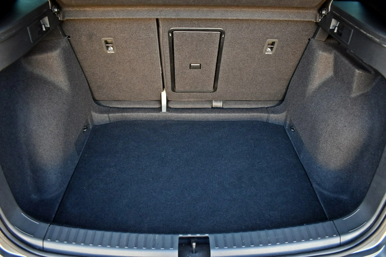 Cupra Ateca - Zdjęcie 23