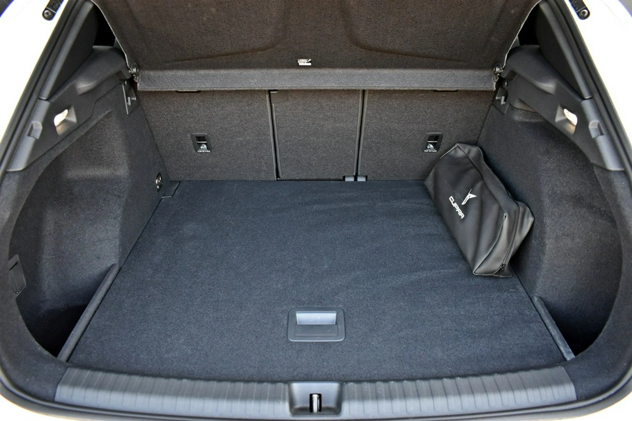 Cupra Terramar - Zdjęcie 31