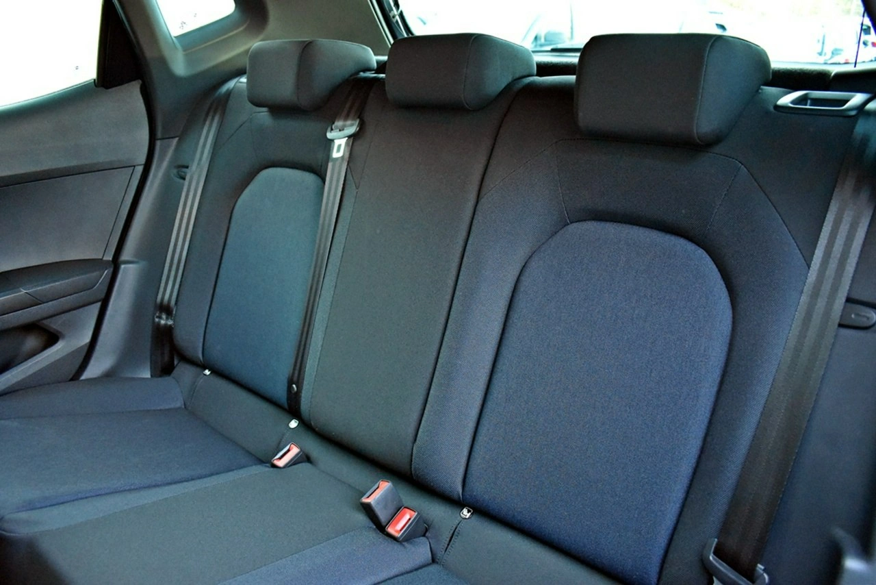 Seat Arona - Zdjęcie 11