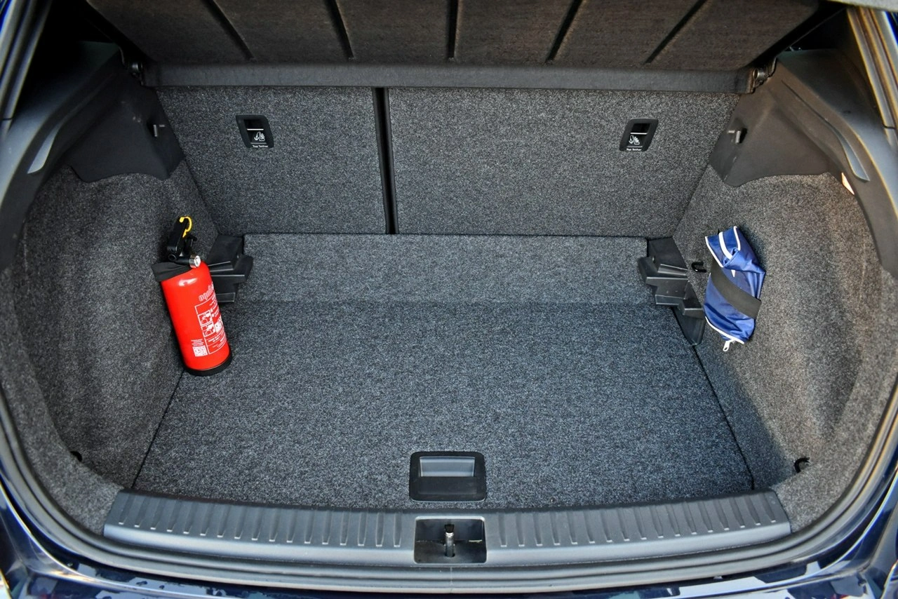 Seat Arona - Zdjęcie 24