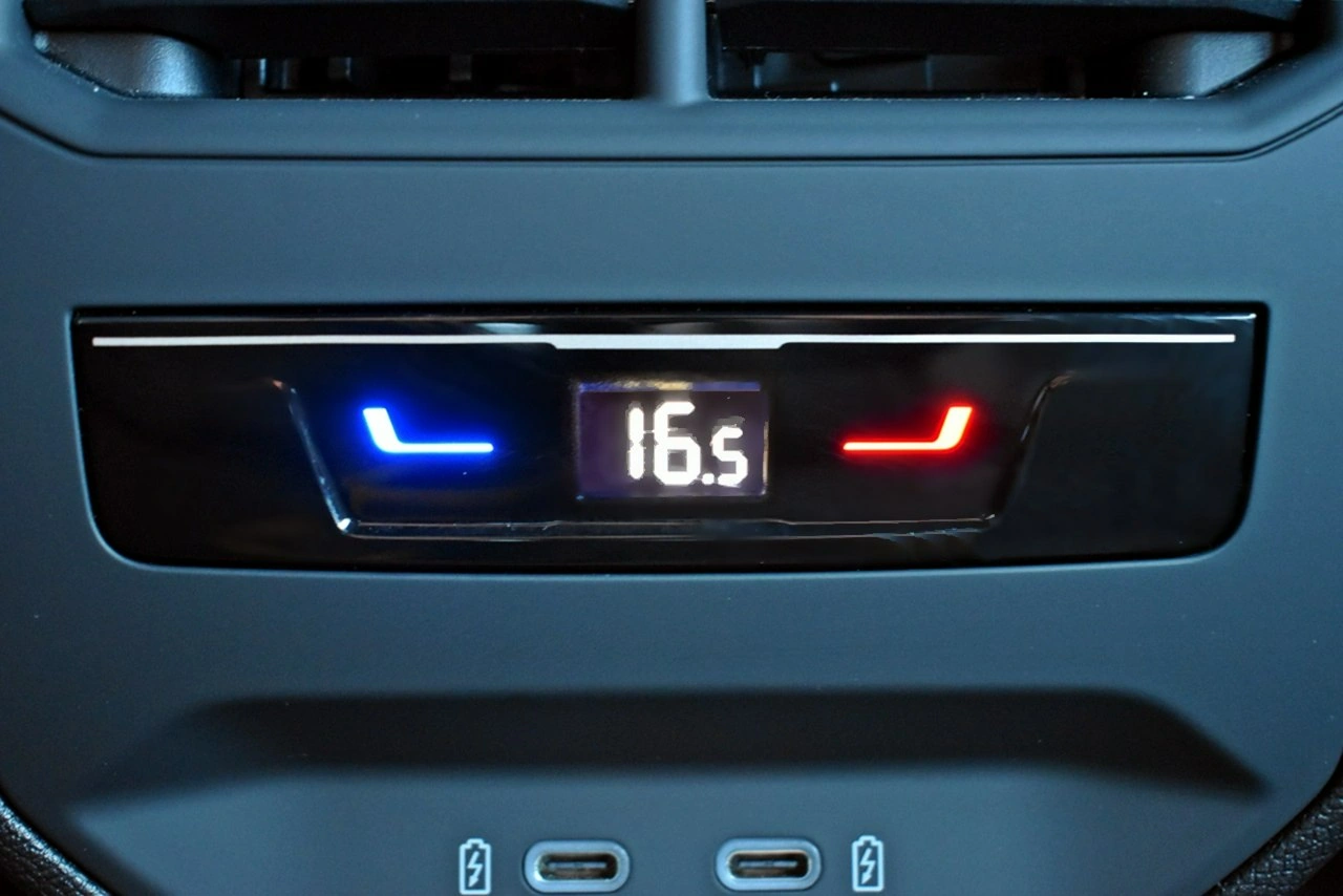 Seat Leon - Zdjęcie 12