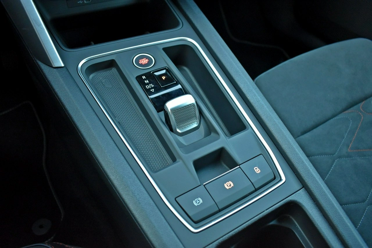 Seat Leon - Zdjęcie 33