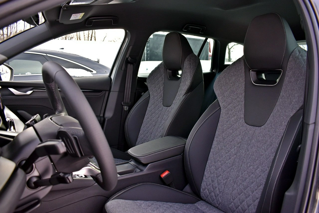 Skoda Octavia - Zdjęcie 9