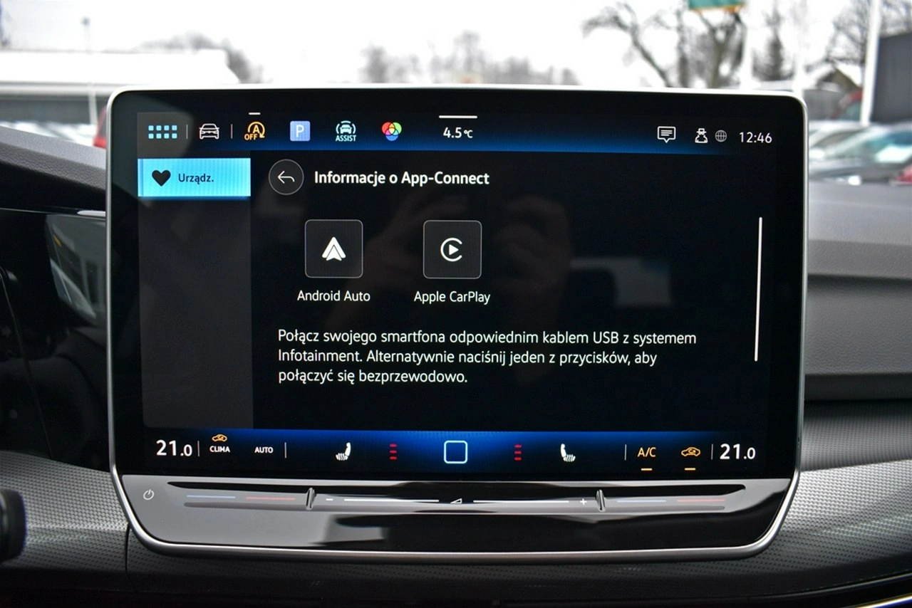 Volkswagen Golf - Zdjęcie 24