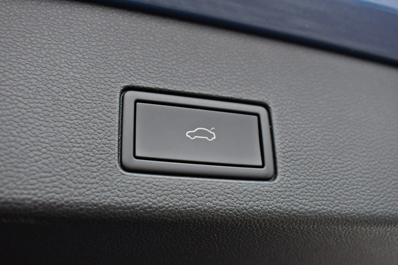 Volkswagen Golf - Zdjęcie 29