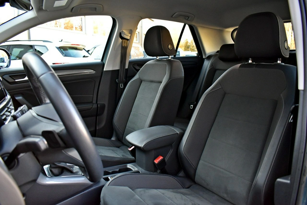 Volkswagen T-Roc - Zdjęcie 10