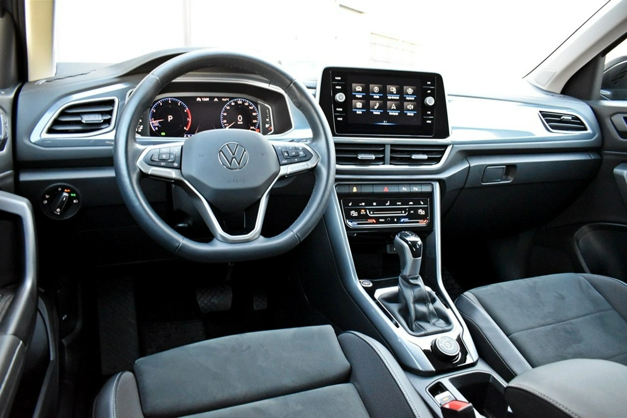 Volkswagen T-Roc - Zdjęcie 12
