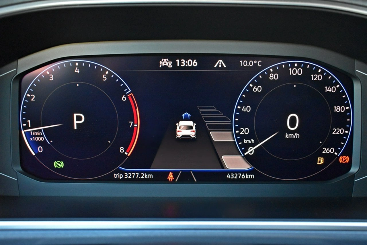 Volkswagen T-Roc - Zdjęcie 16