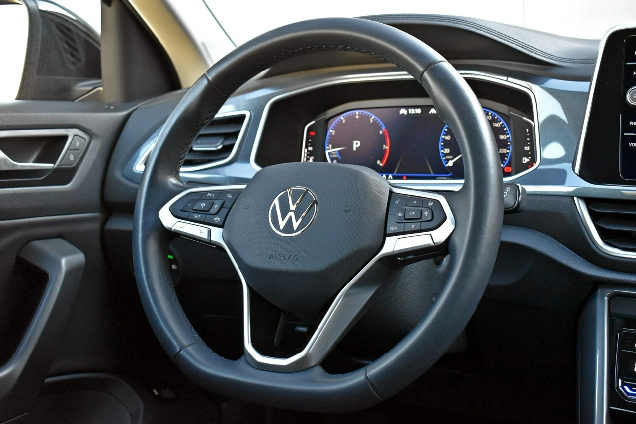 Volkswagen T-Roc - Zdjęcie 18