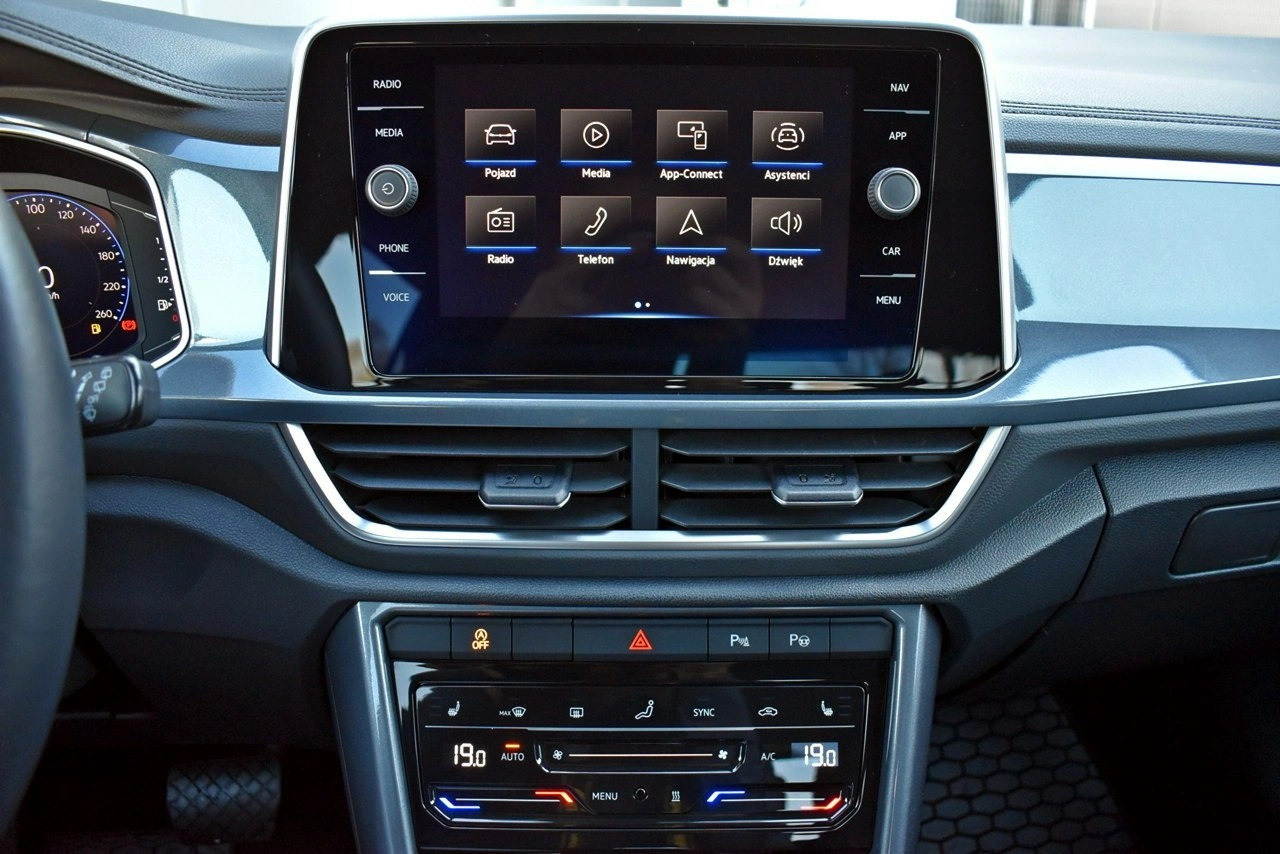 Volkswagen T-Roc - Zdjęcie 19