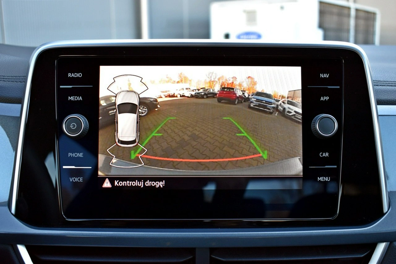 Volkswagen T-Roc - Zdjęcie 20