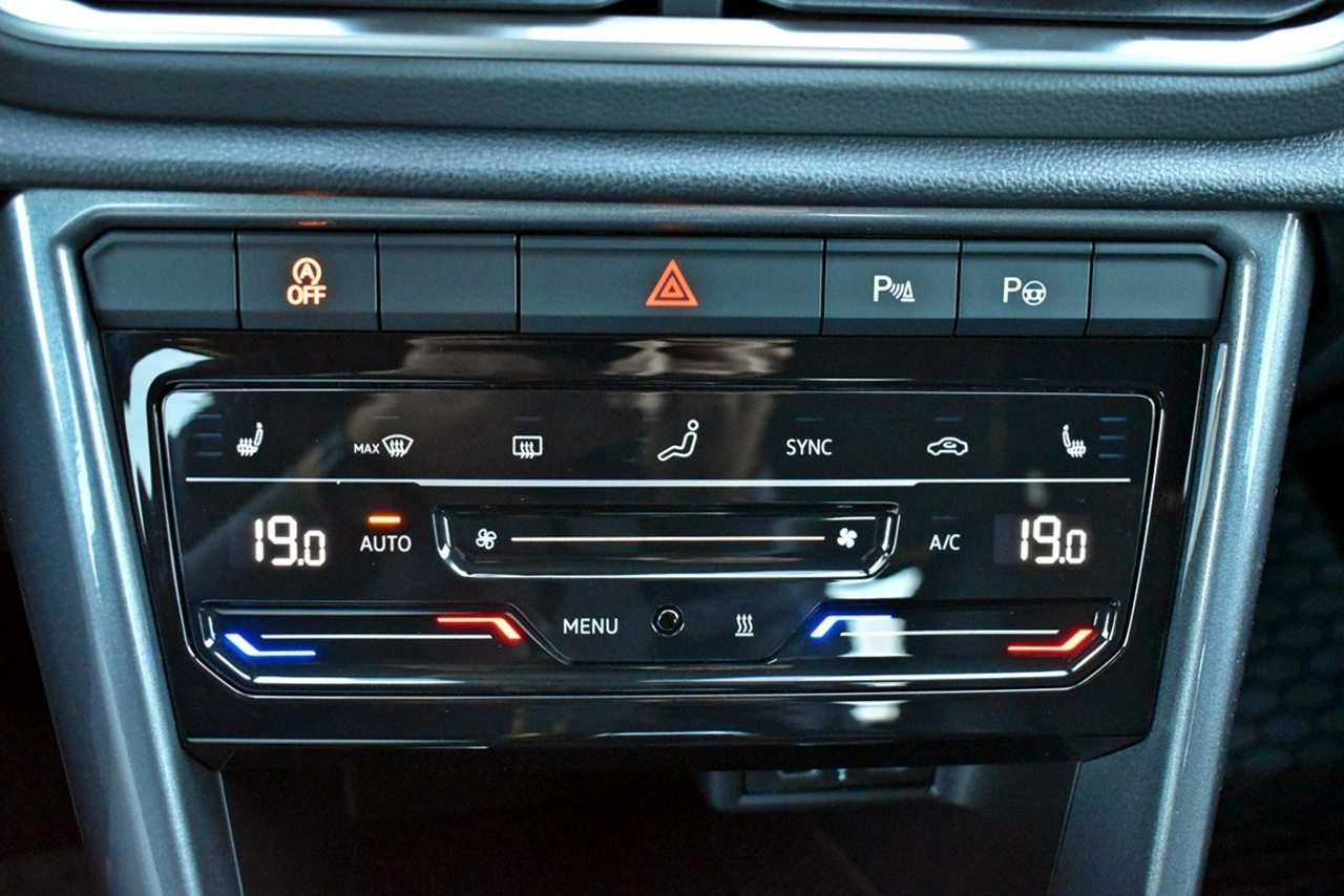 Volkswagen T-Roc - Zdjęcie 25