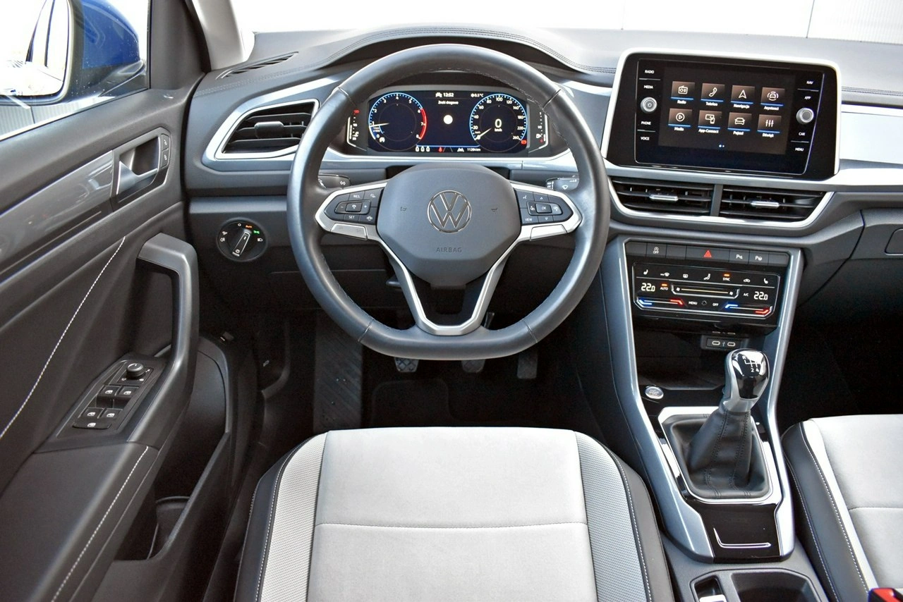 Volkswagen T-Roc - Zdjęcie 13