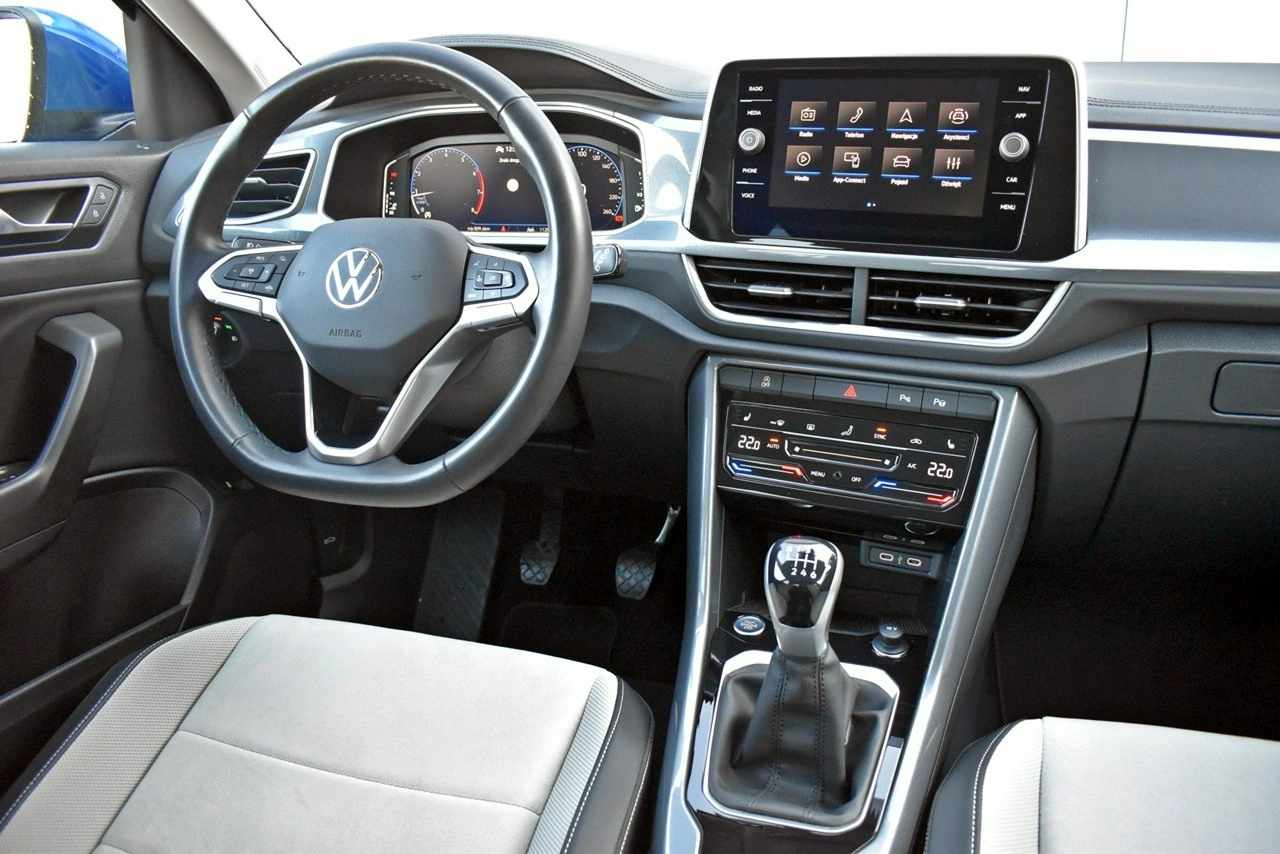 Volkswagen T-Roc - Zdjęcie 16