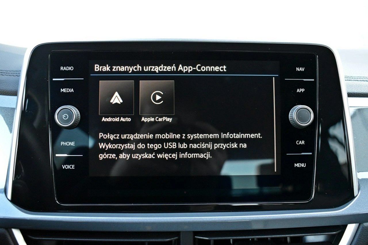 Volkswagen T-Roc - Zdjęcie 21