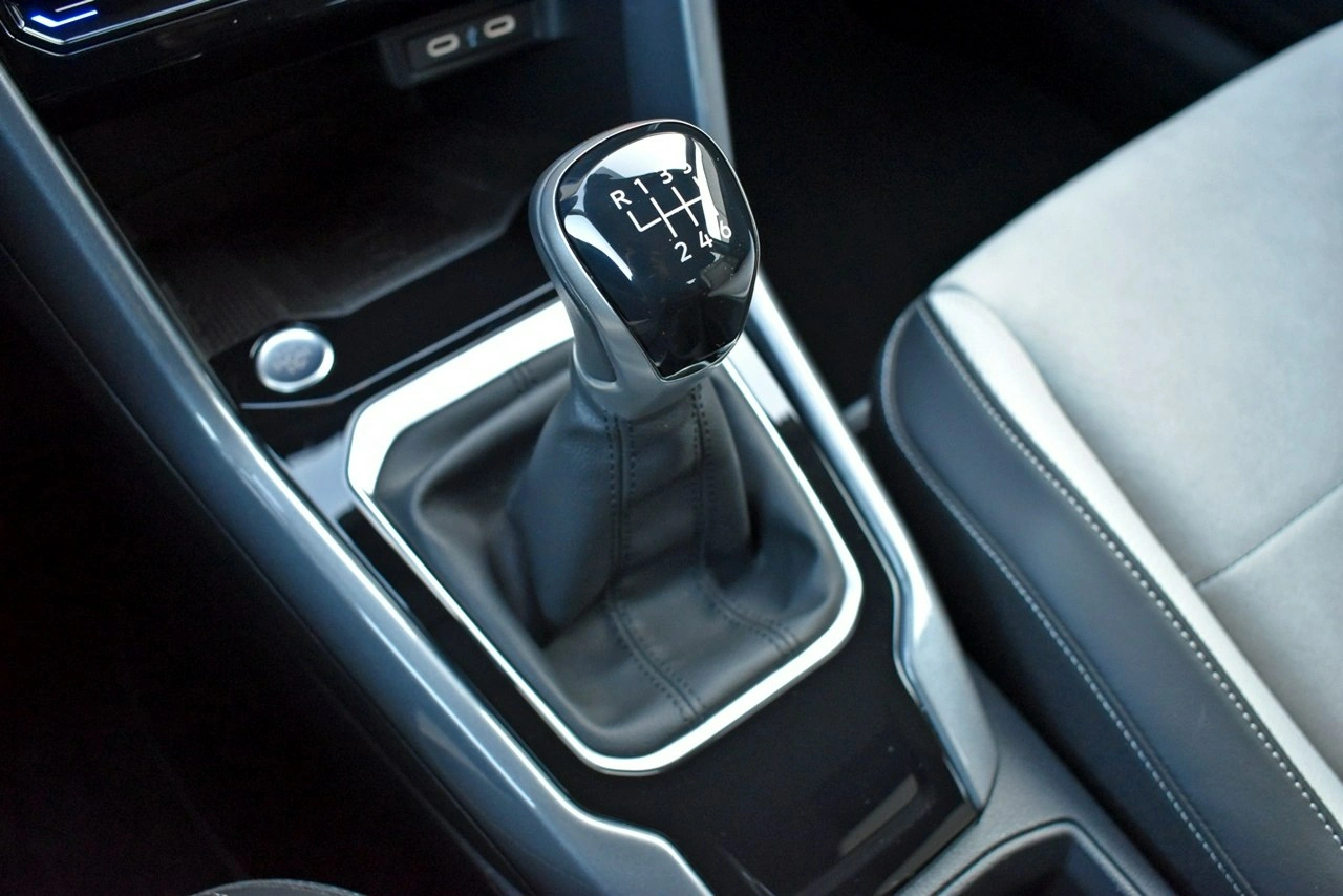 Volkswagen T-Roc - Zdjęcie 24