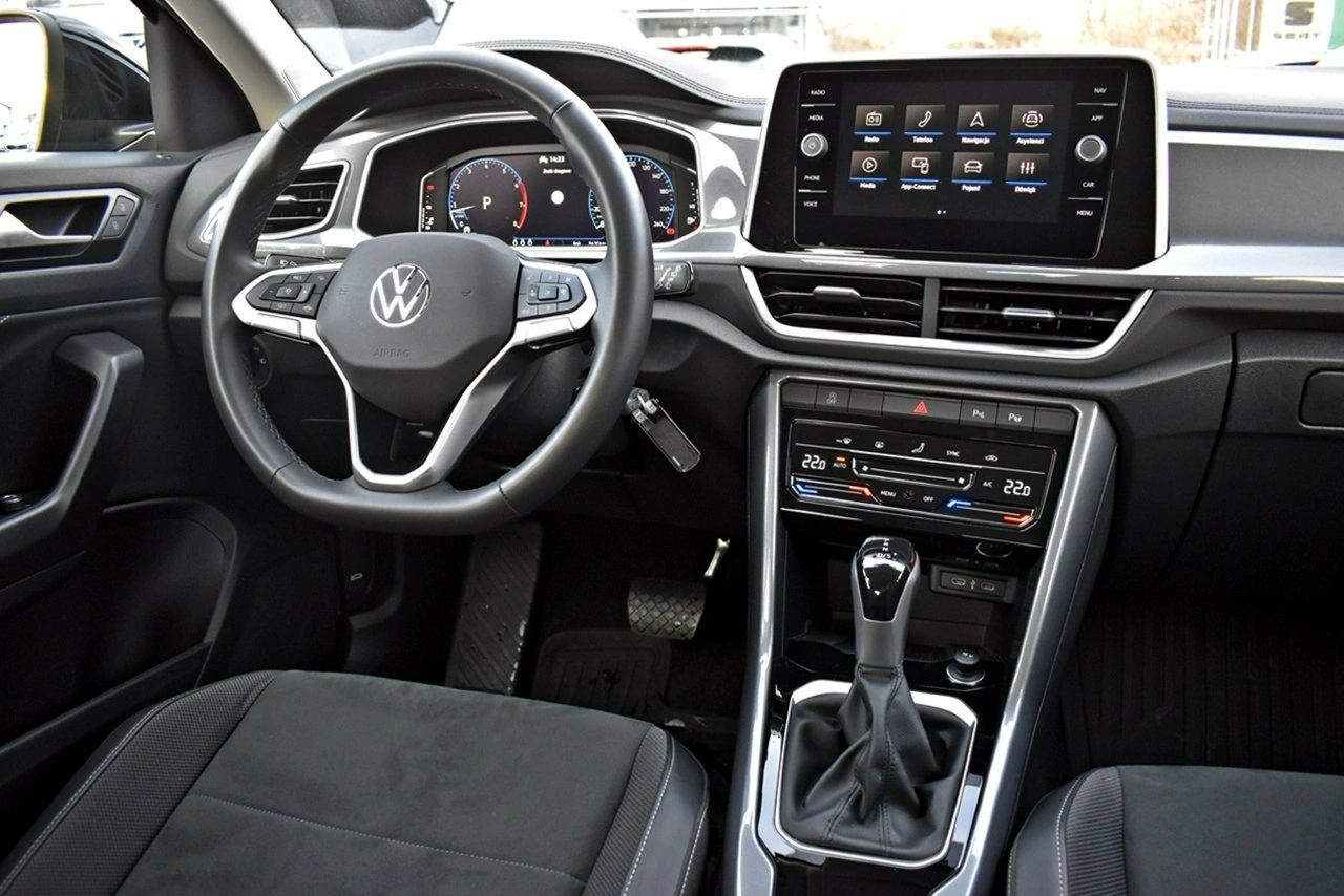 Volkswagen T-Roc - Zdjęcie 16