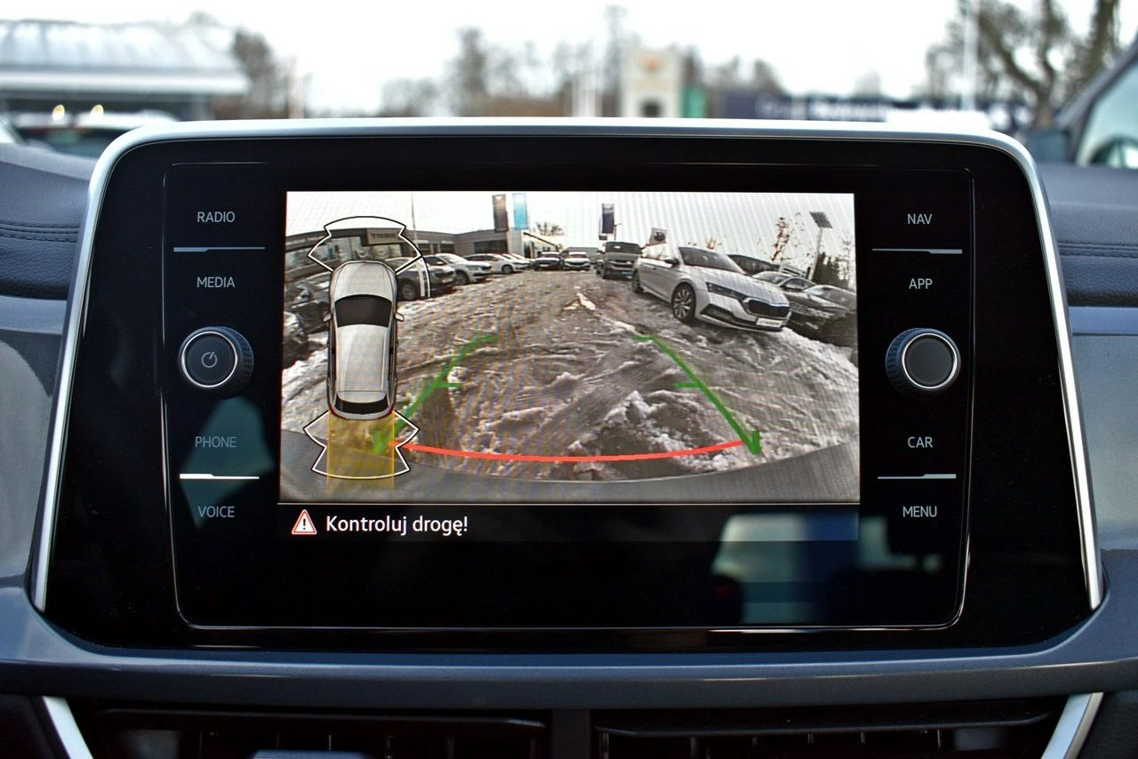 Volkswagen T-Roc - Zdjęcie 19