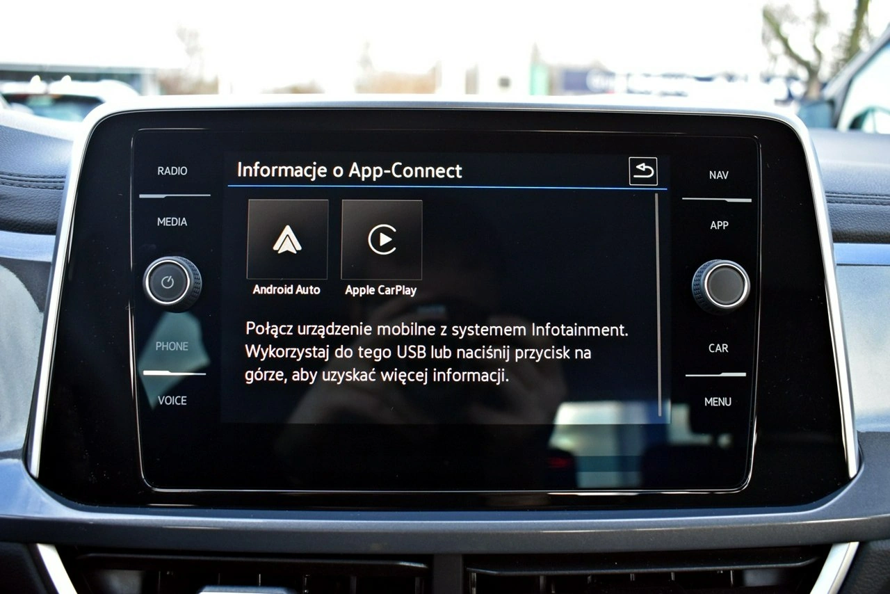 Volkswagen T-Roc - Zdjęcie 21