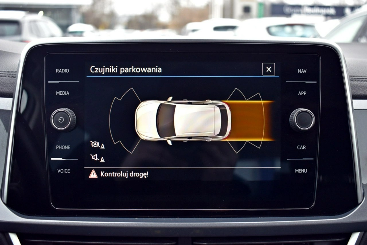 Volkswagen T-Roc - Zdjęcie 20