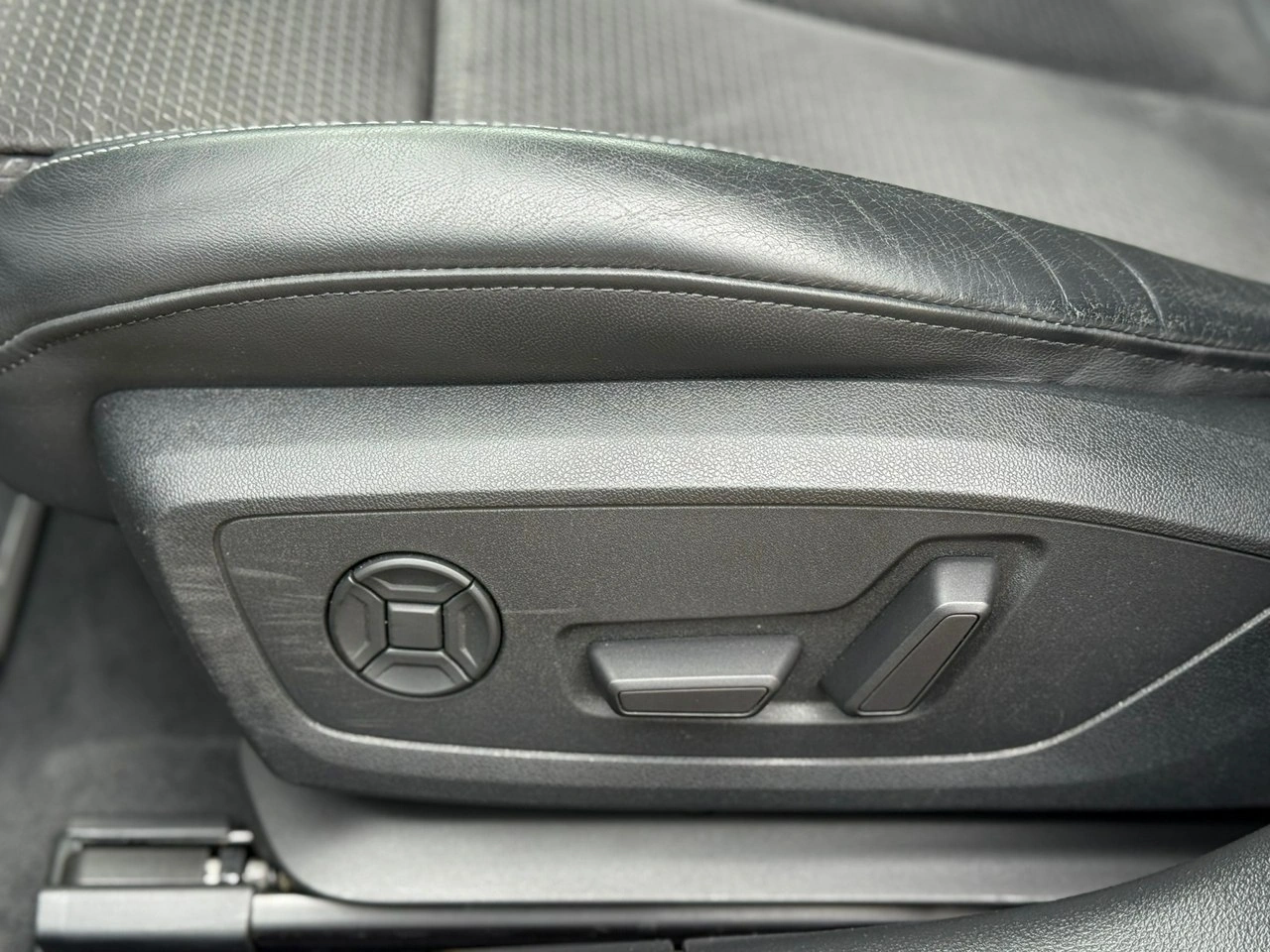 Audi A6 - Zdjęcie 20