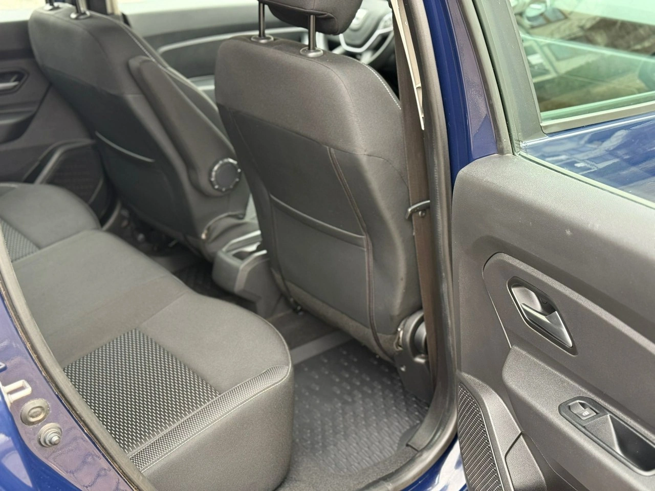 Dacia Duster - Zdjęcie 9