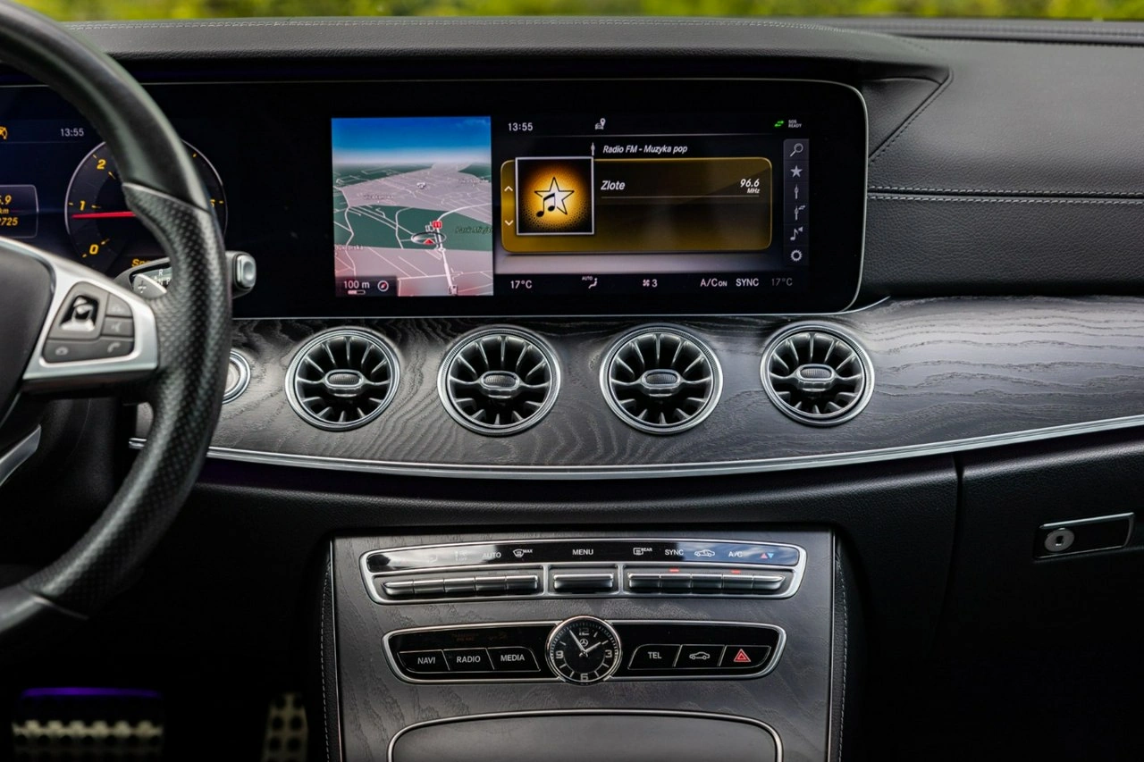 Mercedes E 220 - Zdjęcie 18