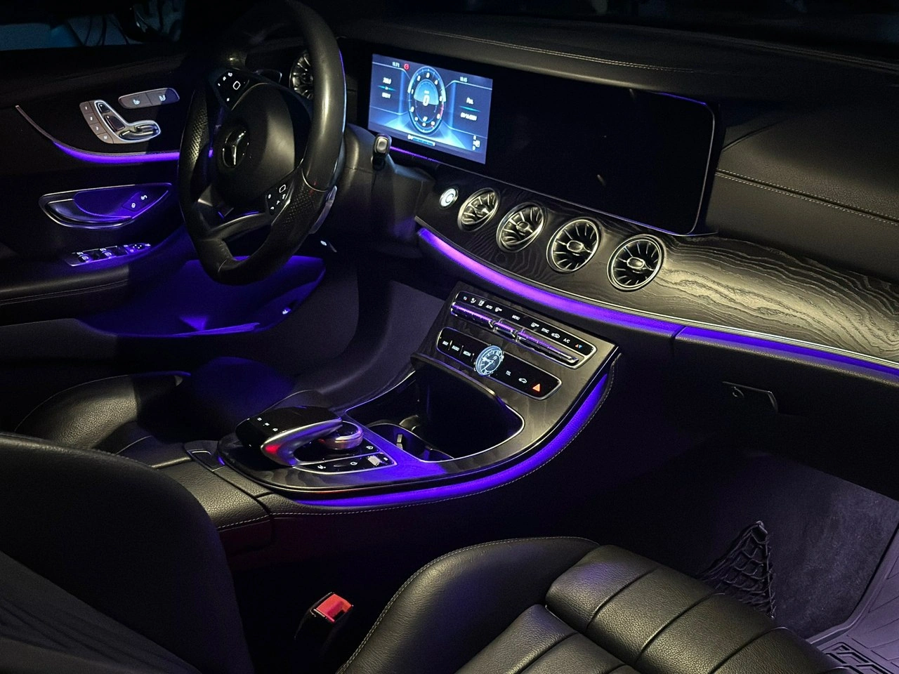 Mercedes E 220 - Zdjęcie 27