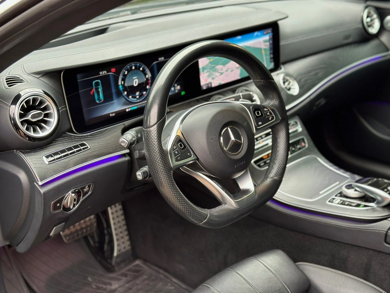 Mercedes E 220 - Zdjęcie 4