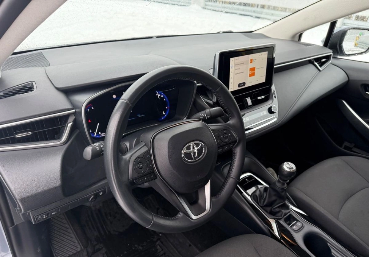 Toyota Corolla - Zdjęcie 14