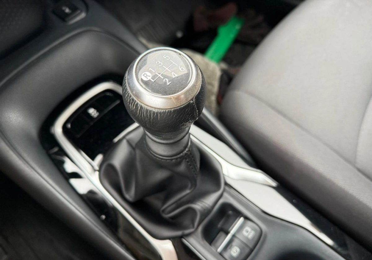 Toyota Corolla - Zdjęcie 21