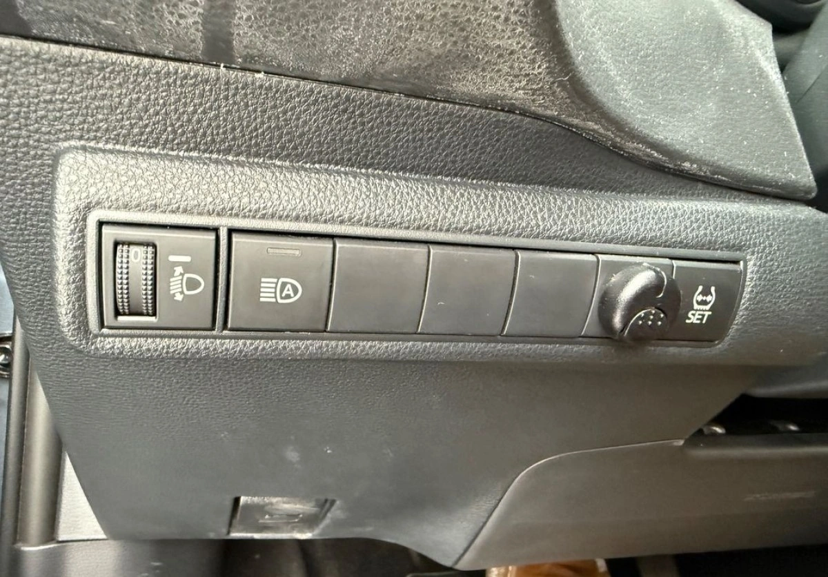 Toyota Corolla - Zdjęcie 24