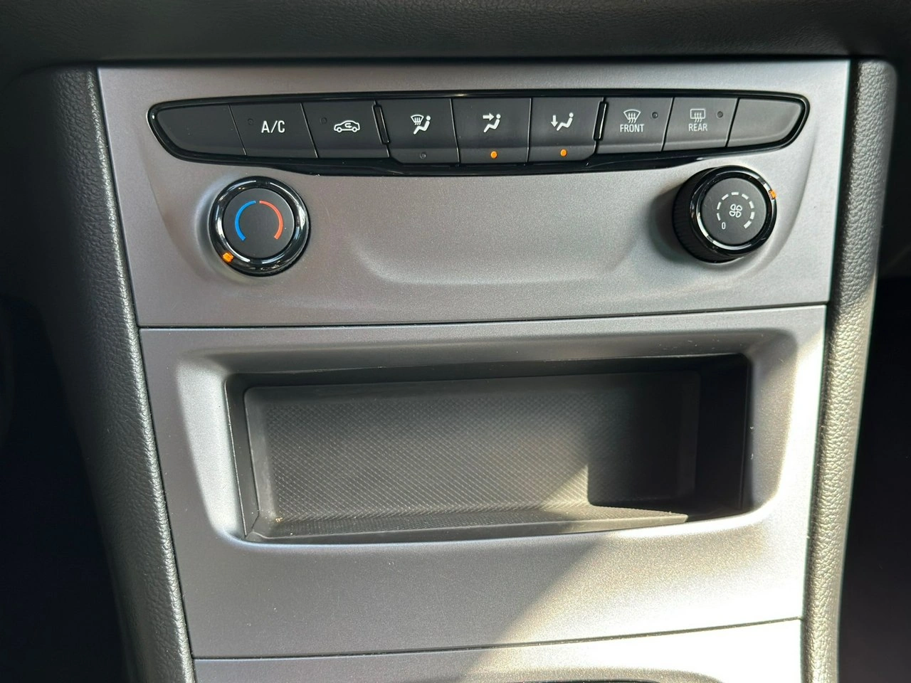 Opel Astra - Zdjęcie 24