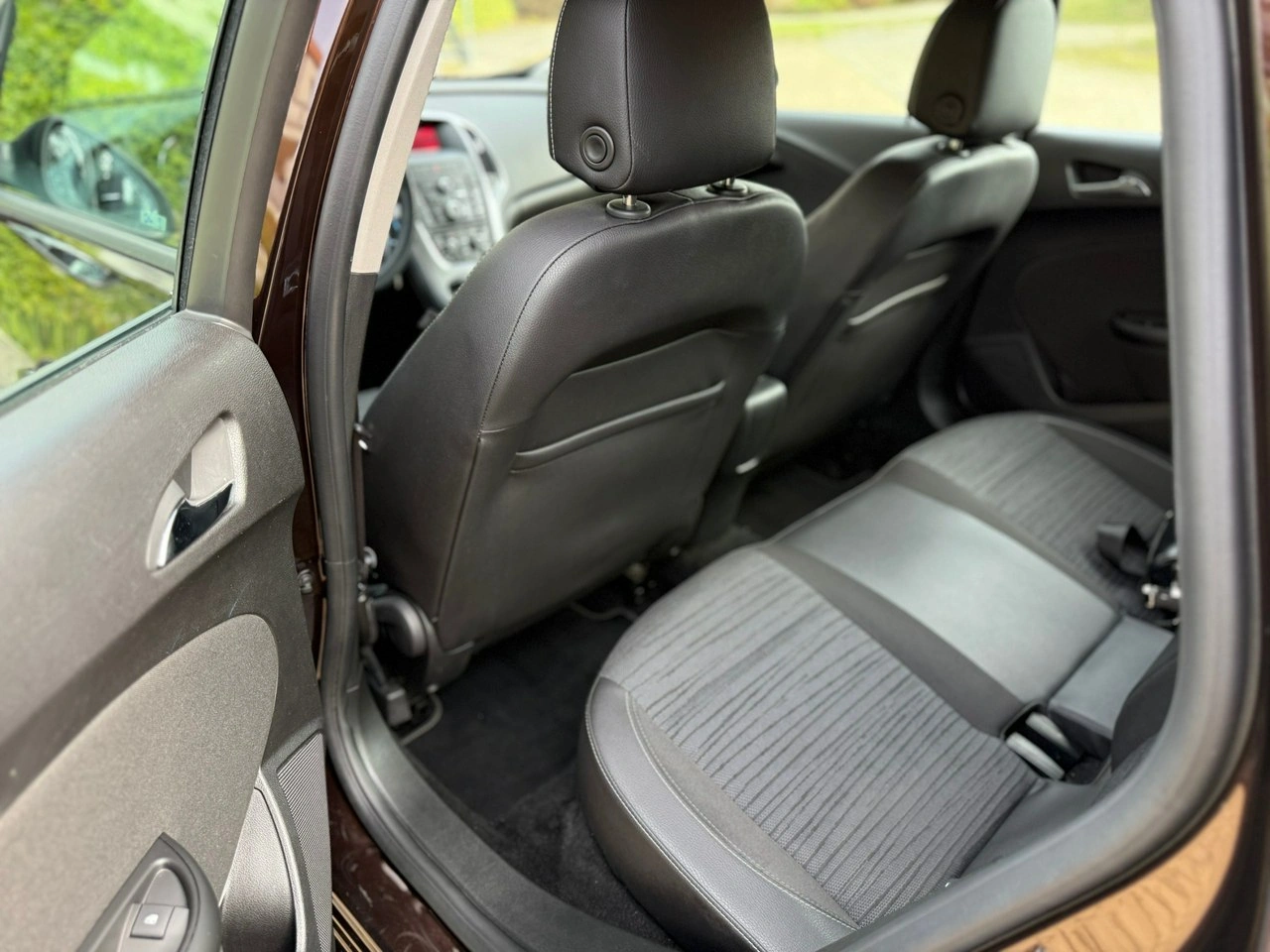 Opel Astra - Zdjęcie 17