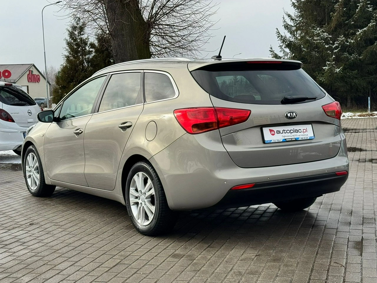 Kia Ceed - Zdjęcie 11