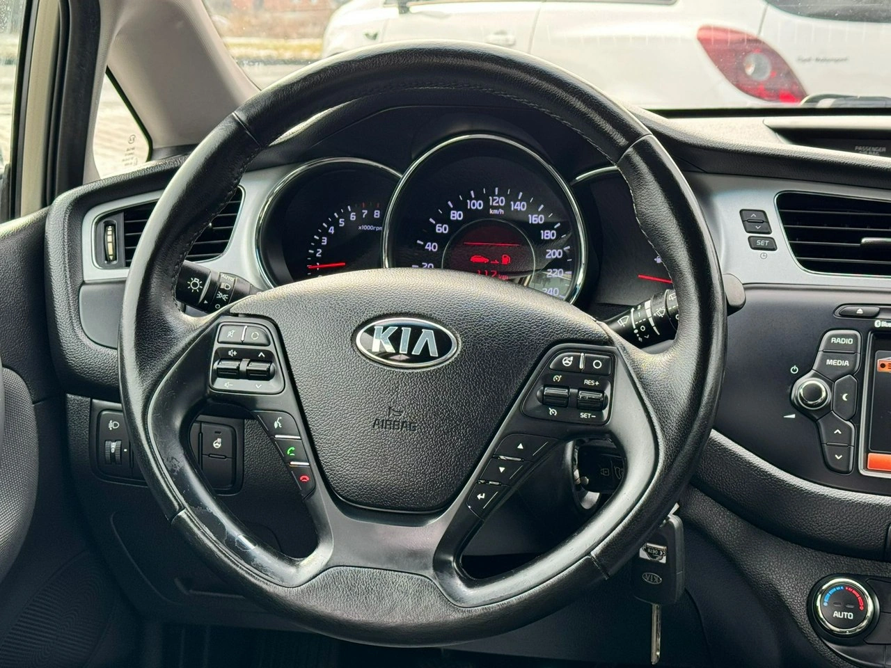 Kia Ceed - Zdjęcie 23