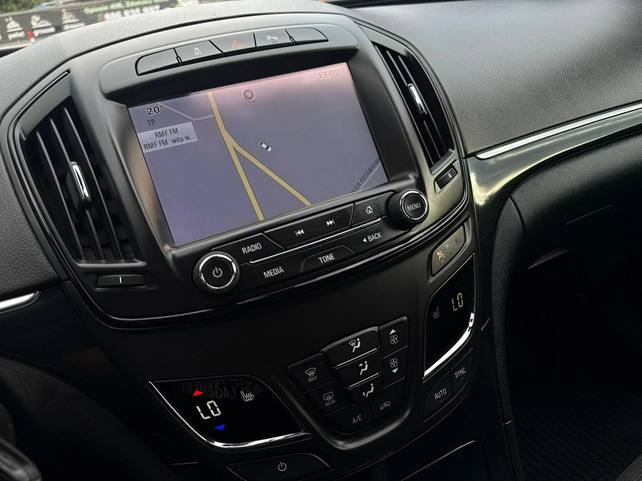 Opel Insignia - Zdjęcie 24