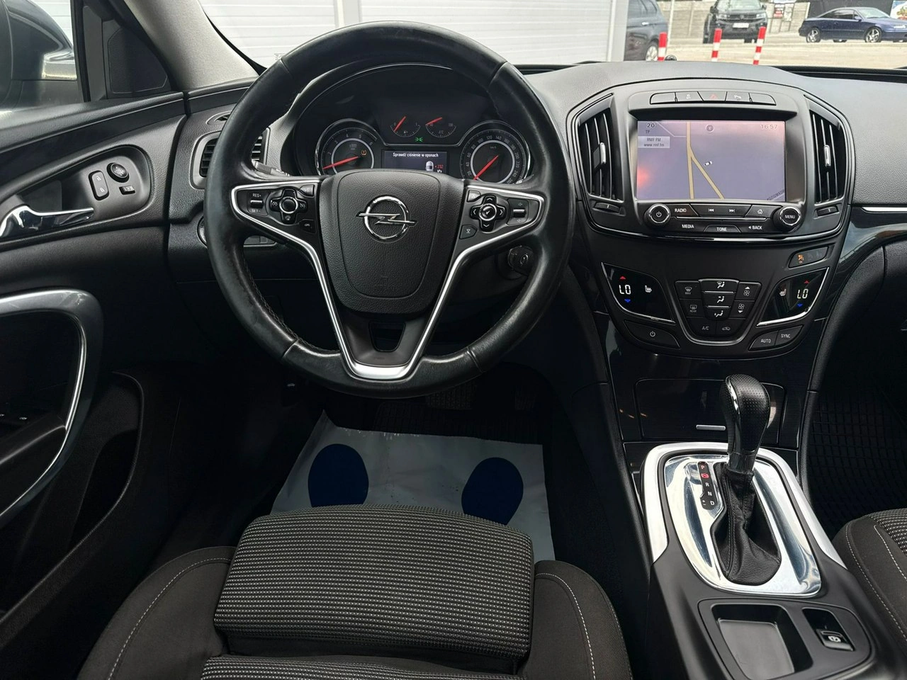 Opel Insignia - Zdjęcie 25