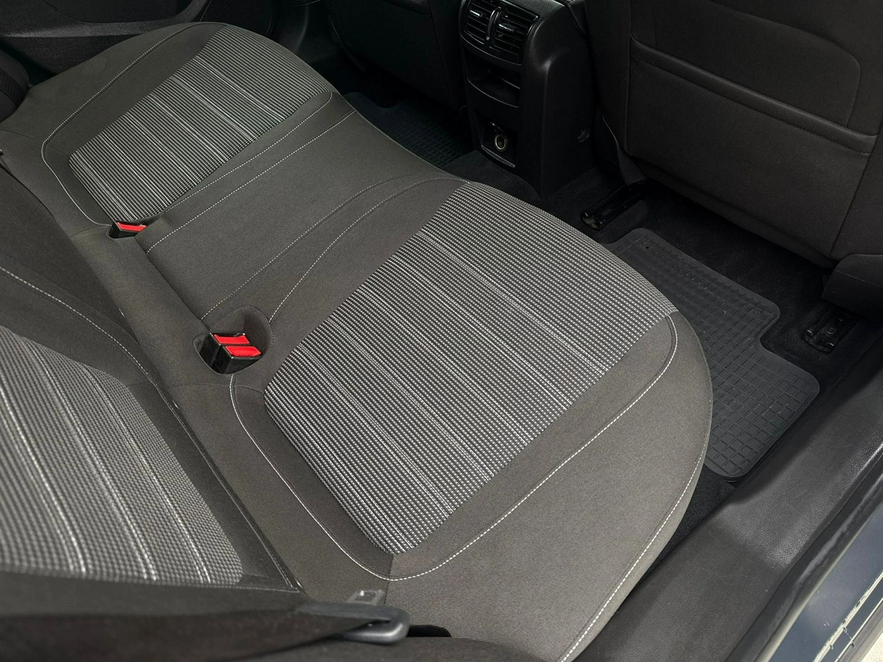 Opel Insignia - Zdjęcie 34